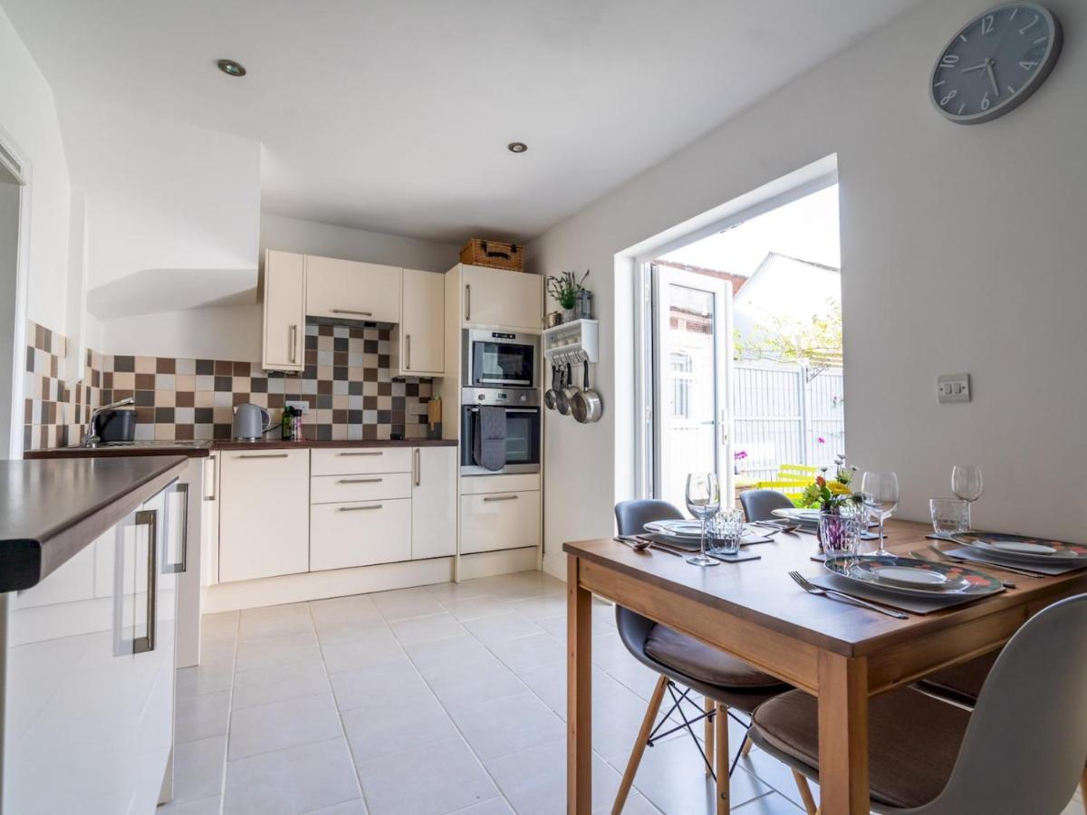 Pass The Keys Bath Road Retreat 2 Bedrooms With Garden